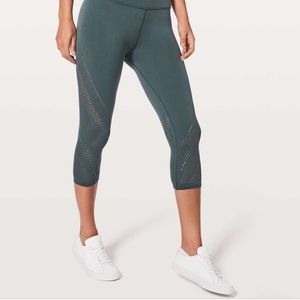 Lululemon reveal crop interconnect 18inch-gravity